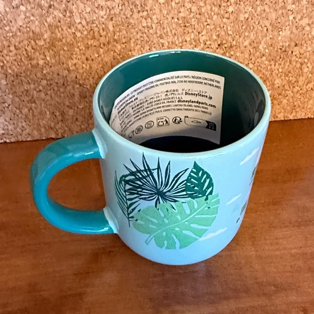 Disney DVC Welcome Home Coastal Pattern Ceramic Mug - Mint & White. NWT
